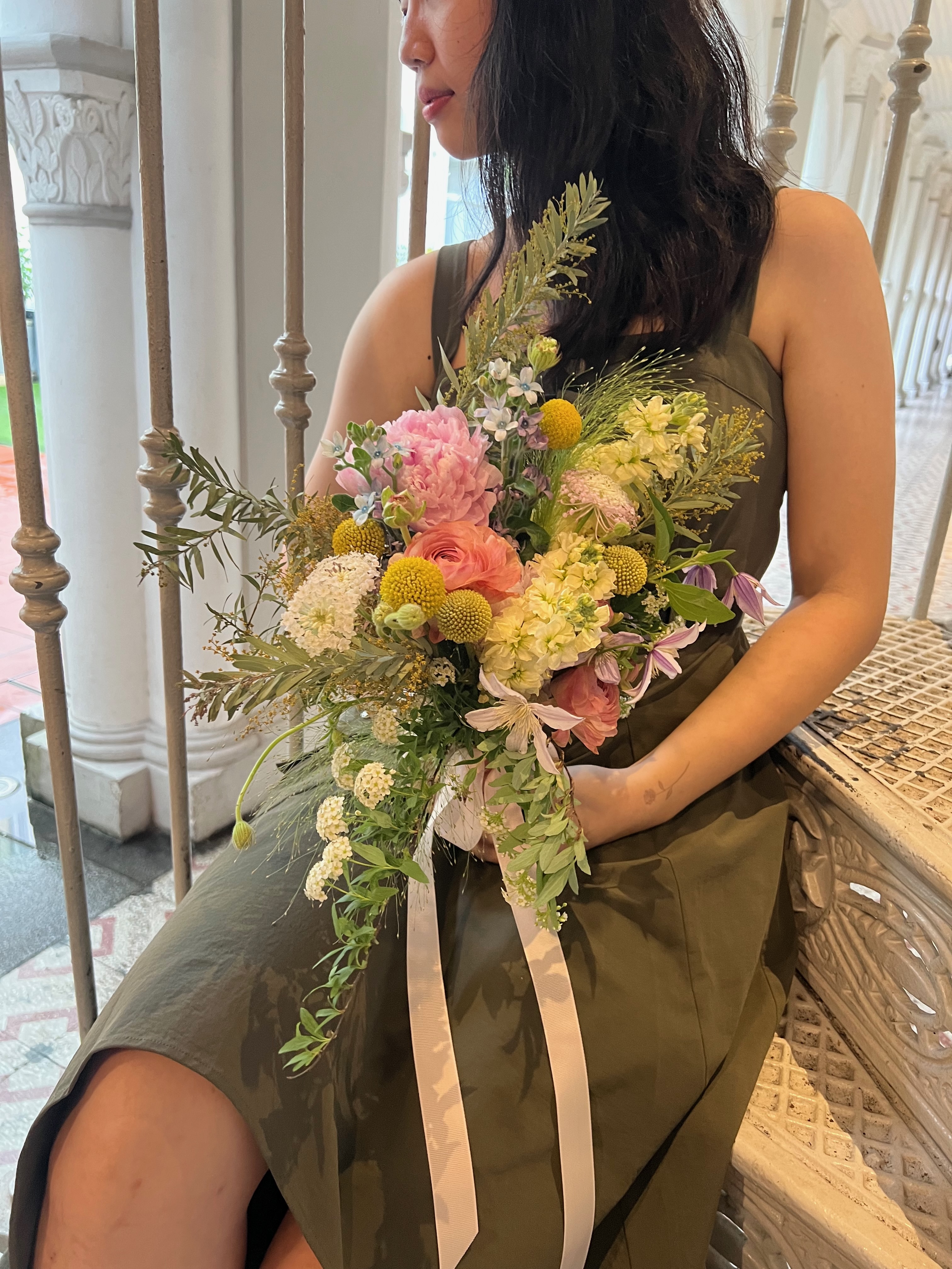 Wedding floral details in a warm palette